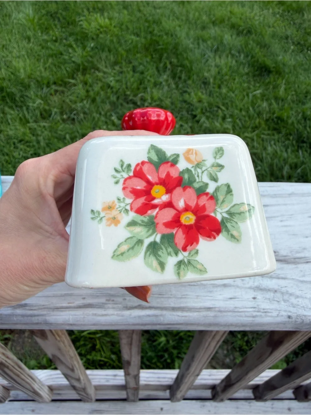 The Pioneer Woman Vintage Floral Stoneware Butter Dish S&P Spoon Rest 5 Pc Set
